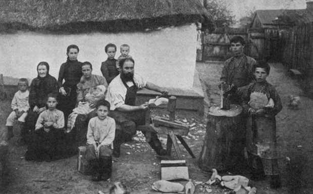 Image - A Stundist family in Kyiv gubernia.